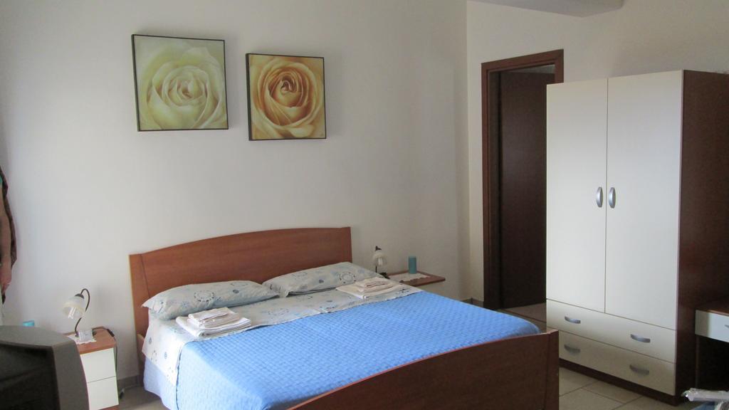 Bed And Breakfast Oasi Reggio Calabria Zimmer foto